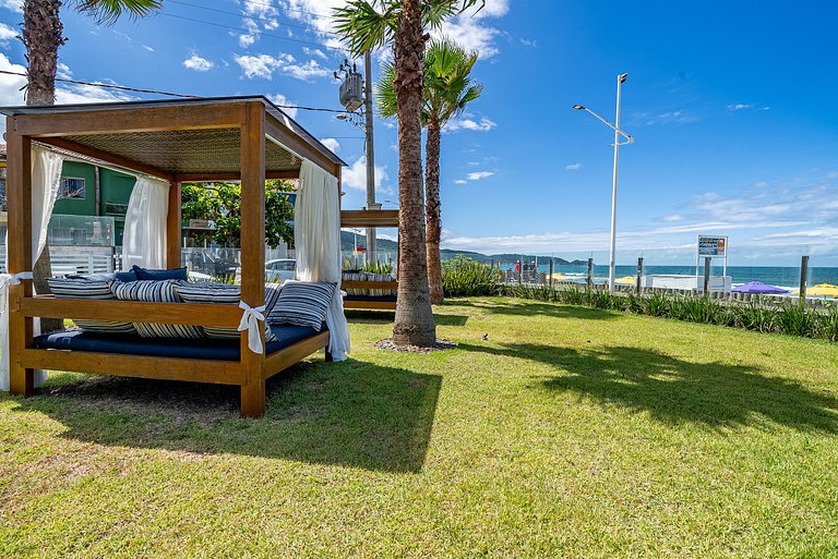 Duplex alto padrão beira mar em Bombas