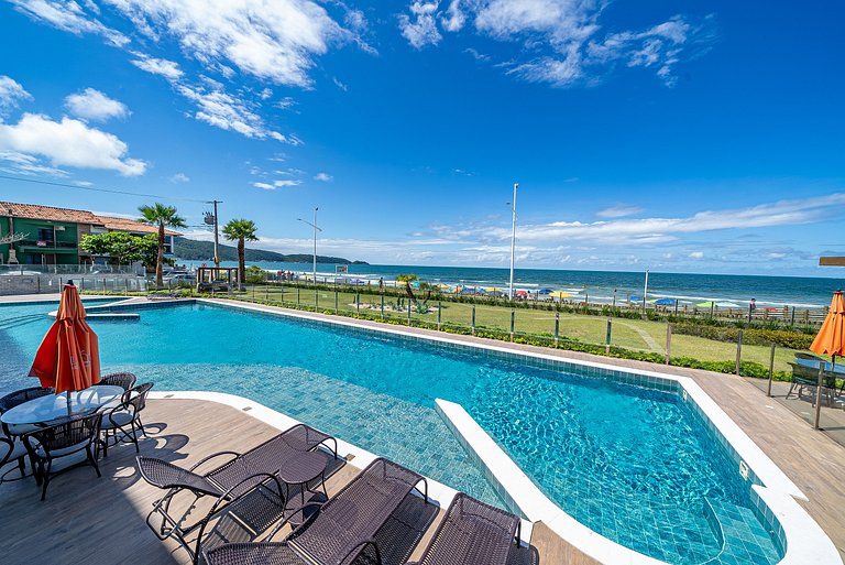 Duplex alto padrão beira mar em Bombas