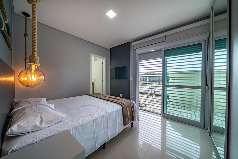 Apartamento térreo à 30 metros da praia de Canto Grande