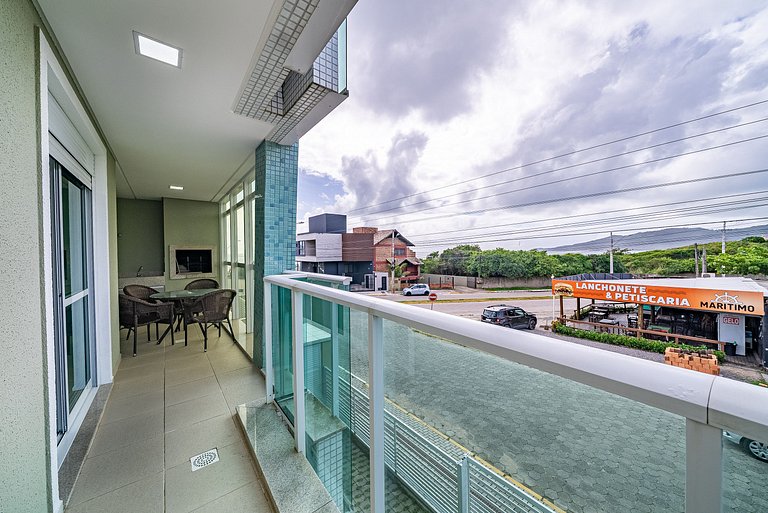Apartamento a 30 metros del mar en Canto Grande.