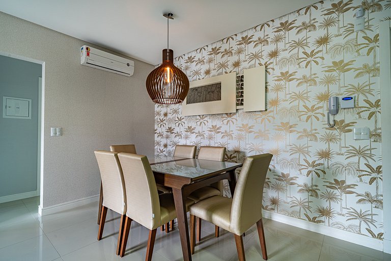 Apartamento à 30 metros da praia de Canto Grande