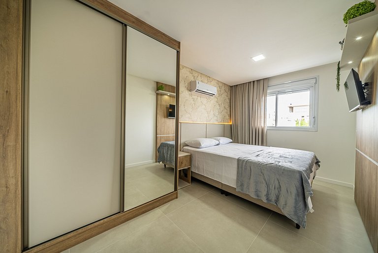 Apartamento con 2 suites, a 150 metros del mar en Mariscal.