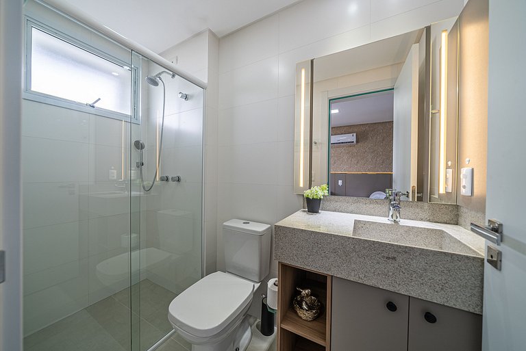 Apartamento 2 suítes 150 mts do mar de Mariscal
