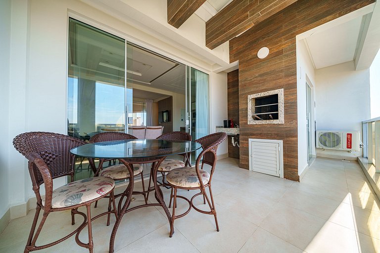 Cobertura Duplex perto da praia de Bombinhas