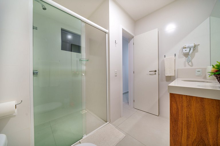 Térreo com 3 quartos à 50 metros do mar