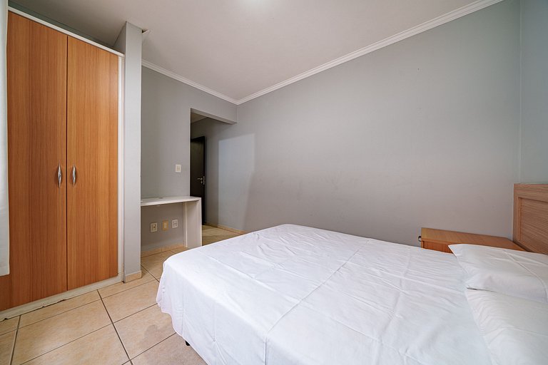 Apartamento con amplio balcón en Bombinhas.