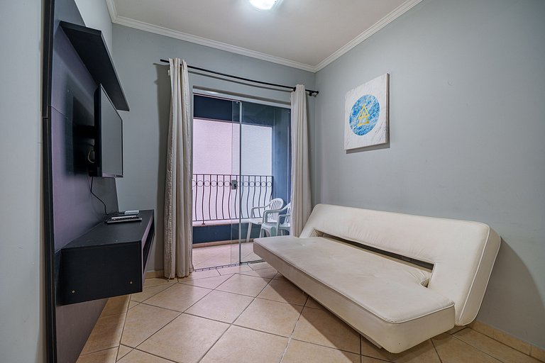 Apartamento espaçoso casal 50 metros da praia