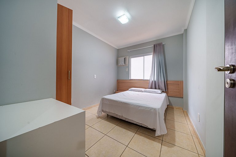 Apartamento espaçoso casal 50 metros da praia