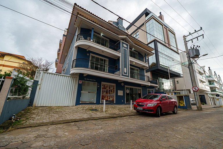 Apartamento espaçoso casal 50 metros da praia