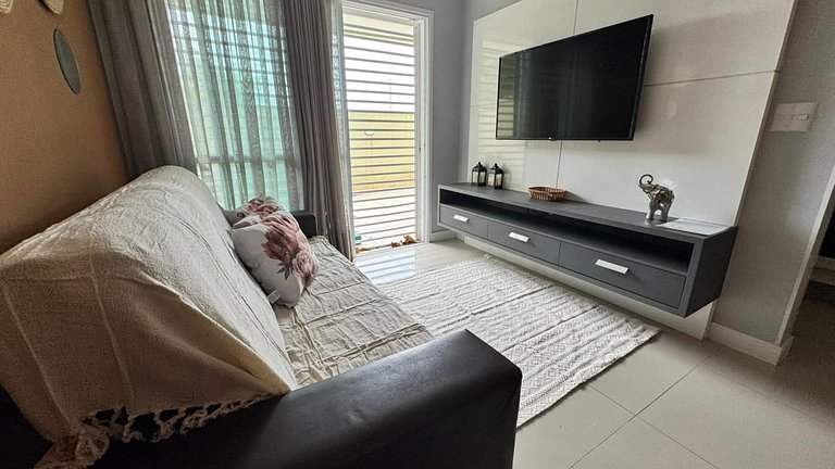Apartamento térreo à 30 metros da praia de Canto Grande