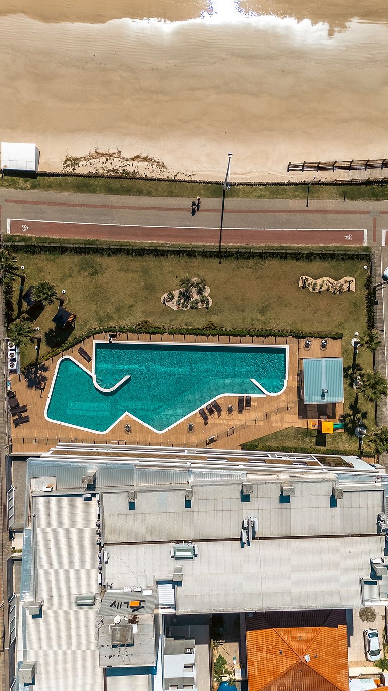 Duplex alto padrão beira mar em Bombas