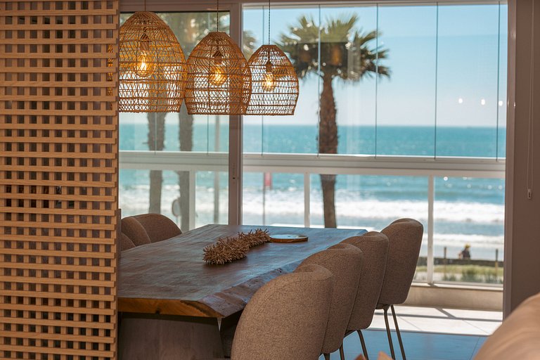 Frente ao Mar Luxuoso