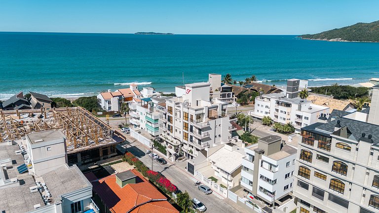 Apartamento alto padrão perto do mar