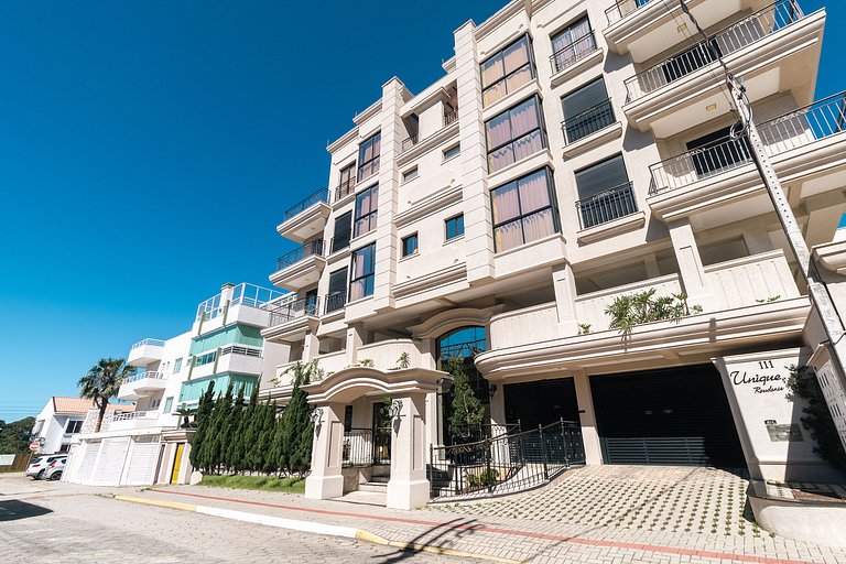Apartamento alto padrão perto do mar