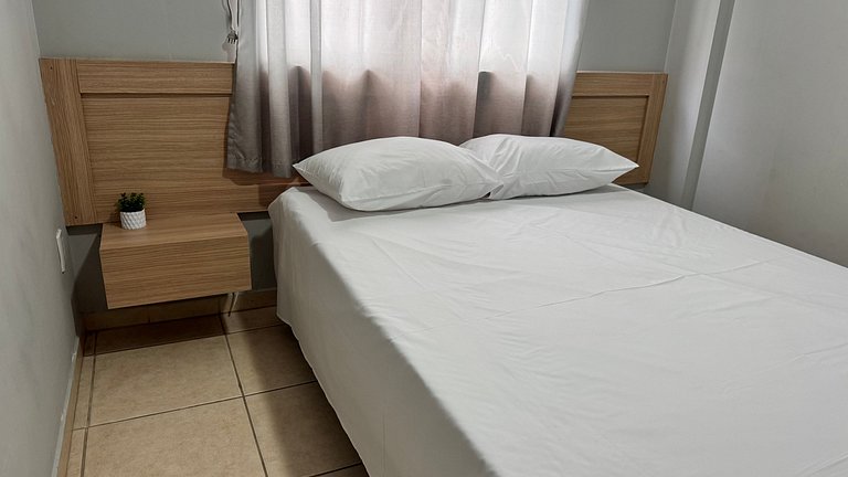Apartamento espaçoso casal 50 metros da praia