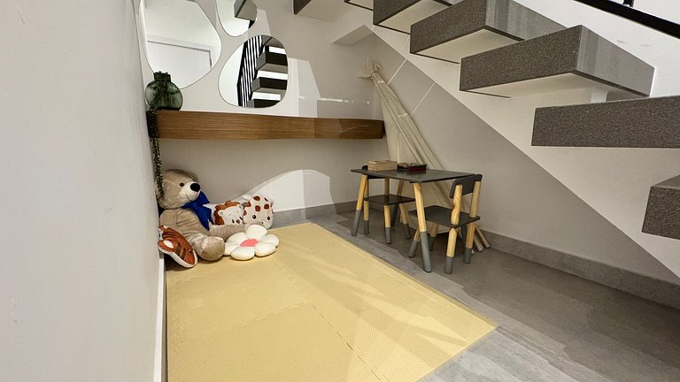 Duplex beira mar em Bombas com vista