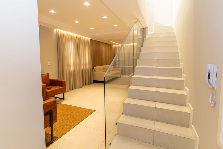 Ático dúplex frente al mar con 3 dormitorios en Bombas