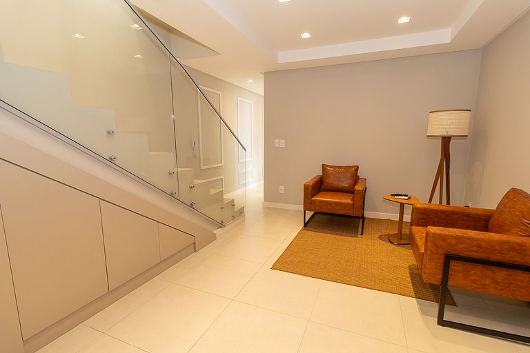 Ático dúplex frente al mar con 3 dormitorios en Bombas