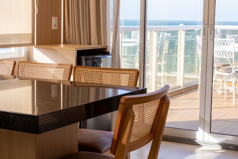 Ático dúplex frente al mar con 3 dormitorios en Bombas