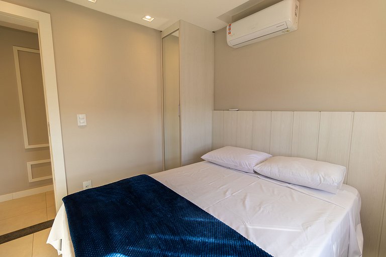 Cobertura duplex beira mar com 3 quartos em Bombas