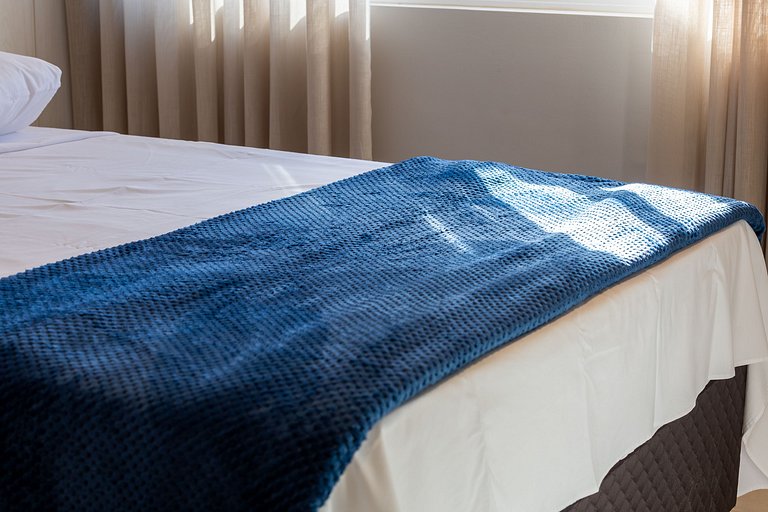 Cobertura duplex beira mar com 3 quartos em Bombas