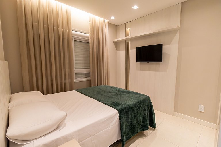 Cobertura duplex beira mar com 3 quartos em Bombas