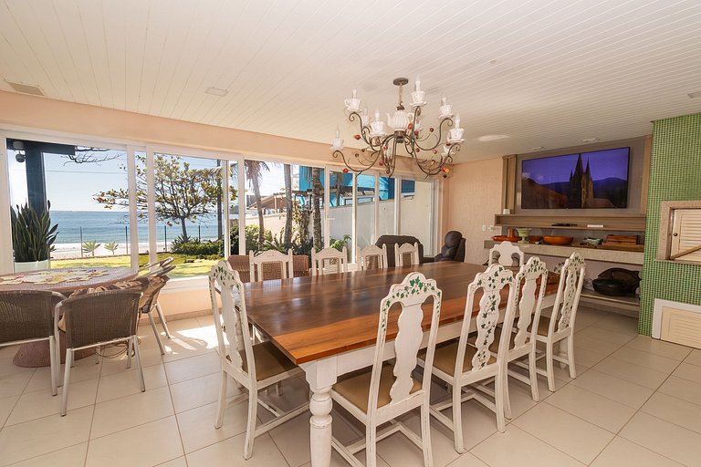 Casa Amalfi - Frente a la playa en el centro de Bombinhas