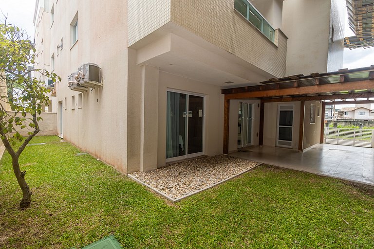 Térreo 3 quartos em Canto Grande