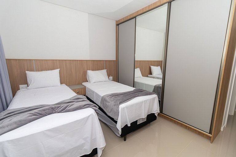 Térreo 3 quartos em Canto Grande