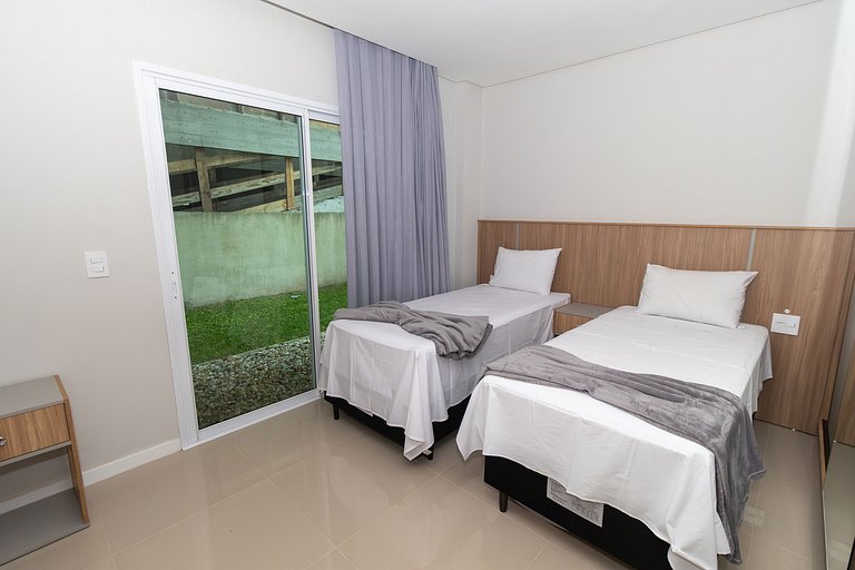 Térreo 3 quartos em Canto Grande