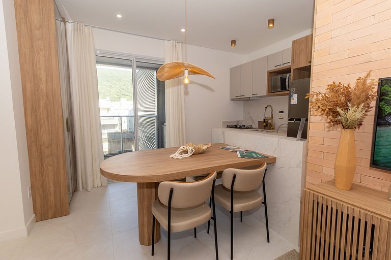 Apartamento novo para família 2 suítes Bombas