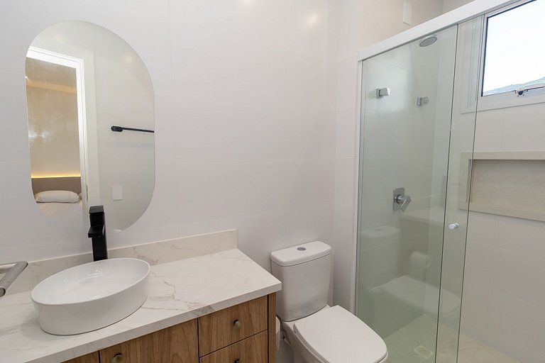 Apartamento novo para família 2 suítes Bombas