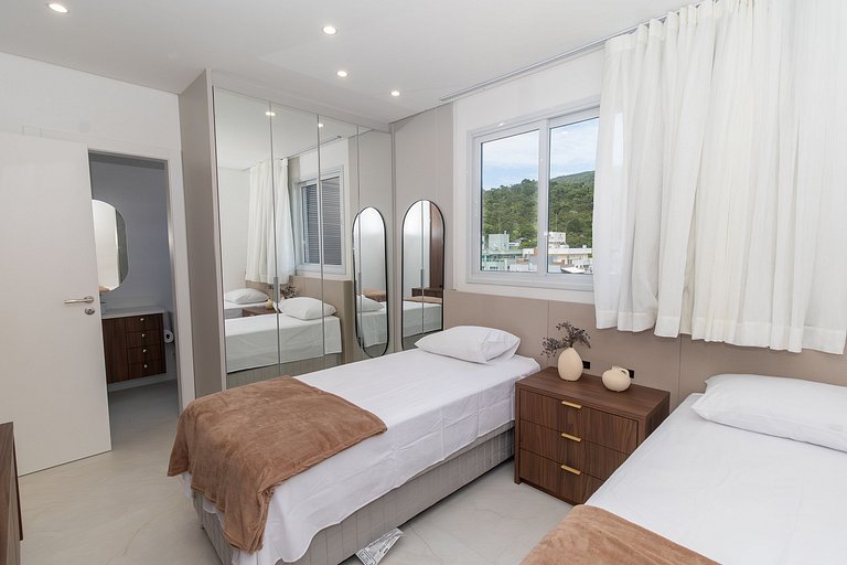 Apartamento 2 suítes Avenida de Bombas