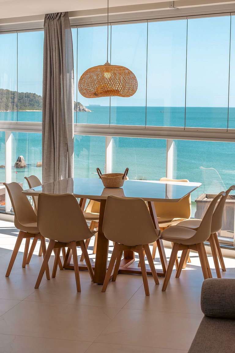 Vista al mar en Bombas, 3 suites.