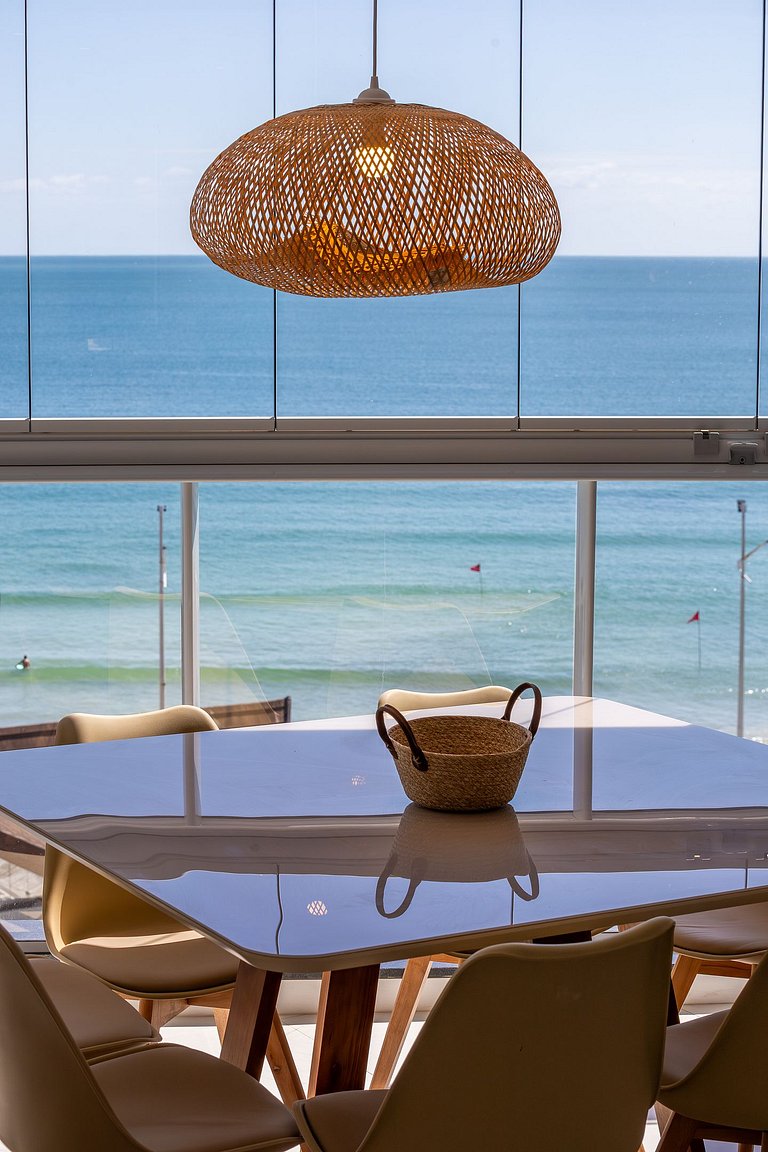 Vista al mar en Bombas, 3 suites.