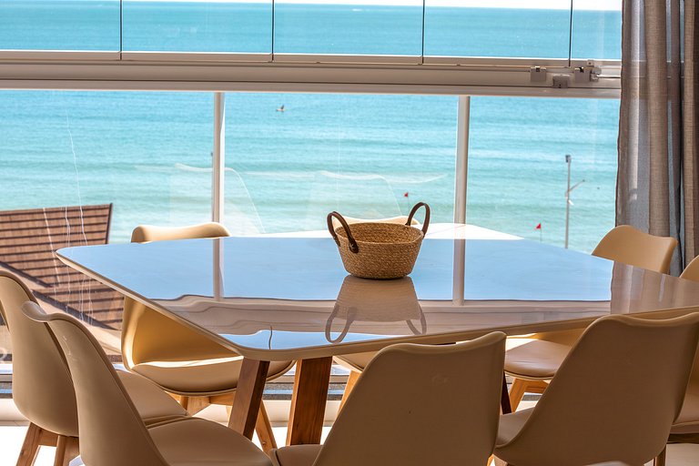 Vista al mar en Bombas, 3 suites.