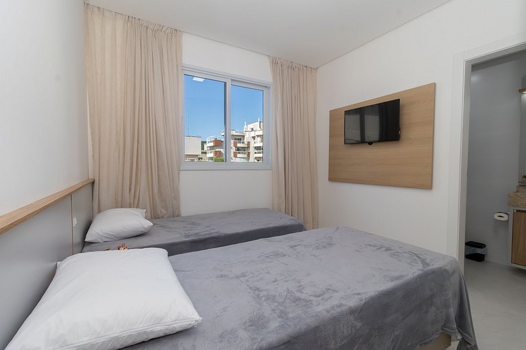 Apartamento novo para família 2 suítes Bombas