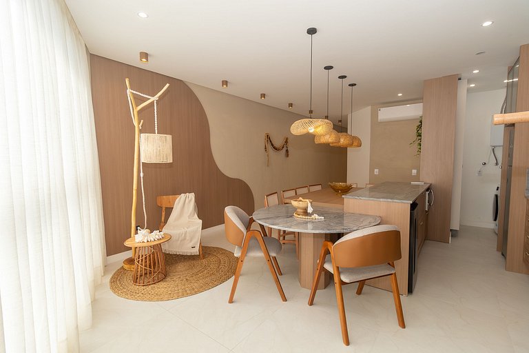 Frente pro mar de Bombas 3 suítes