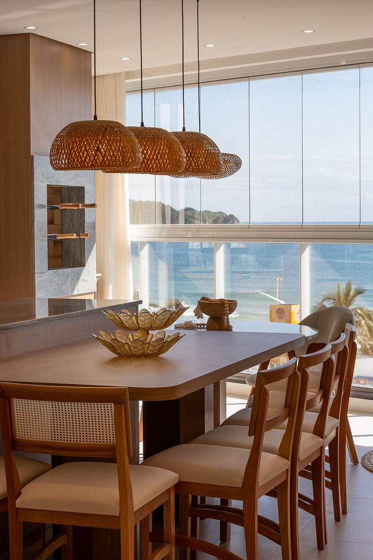 Frente al mar en Bombas con 3 suites