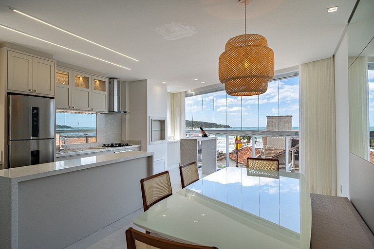Frente al mar en Bombas con 3 suites