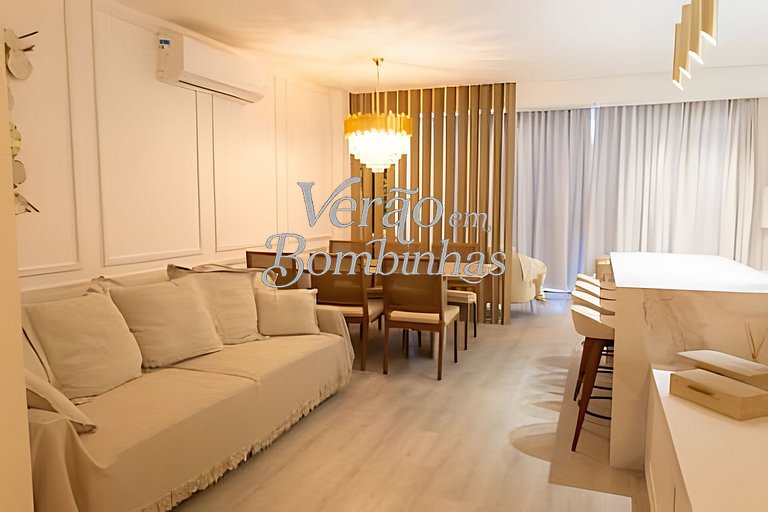 Apartamento 3 suítes beira-mar em Bombas