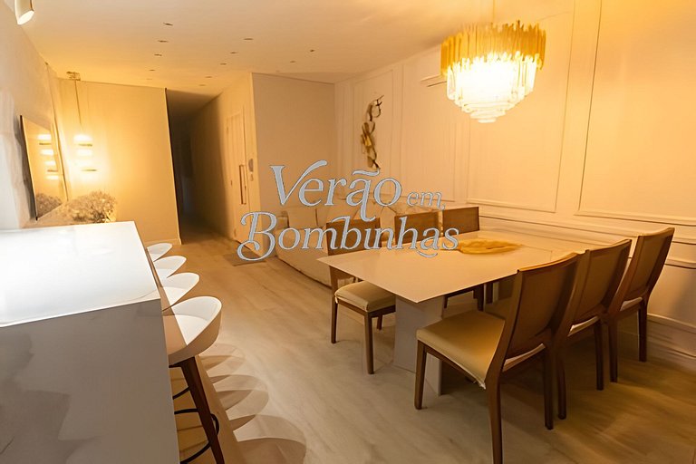 Apartamento 3 suítes beira-mar em Bombas