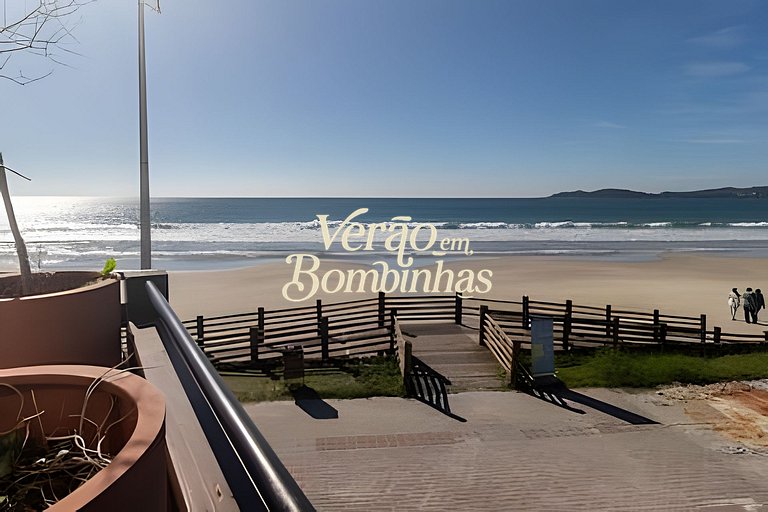 Alojamiento frente al mar Bombas para parejas Moon House