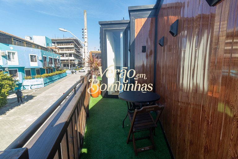 Alojamiento frente al mar Bombas para parejas Moon House