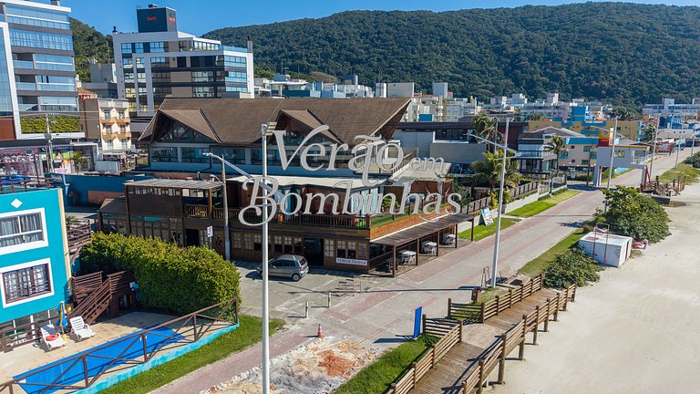 Beira-mar de Bombas para Casal - Moon House