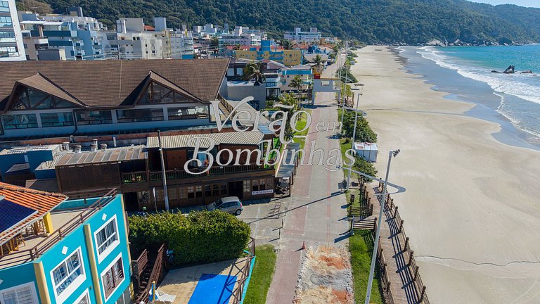 Beira-mar de Bombas para Casal - Moon House