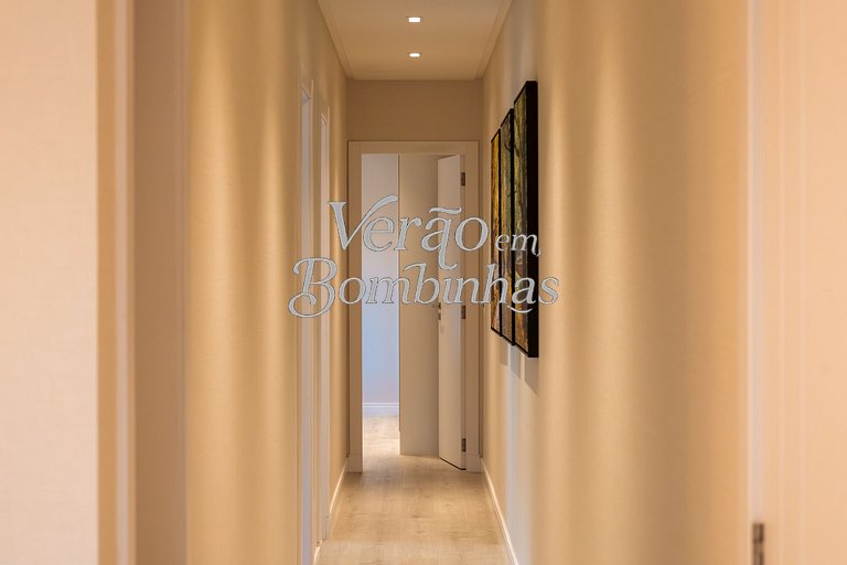 Apartamento 3 suítes beira-mar em Bombas