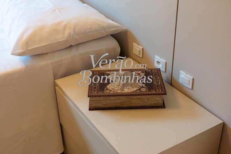 Apartamento 3 suítes beira-mar em Bombas