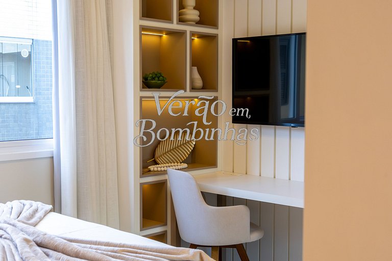 Apartamento 3 suítes beira-mar em Bombas
