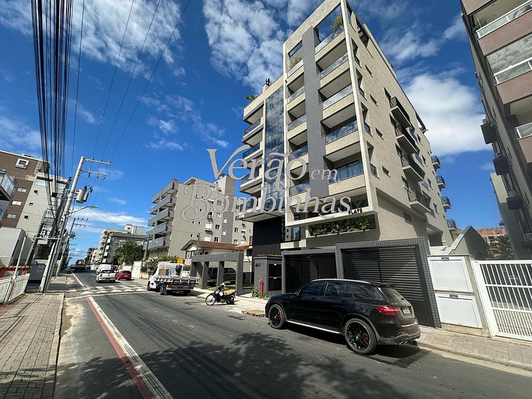 Flat para casal na praia de Bombas